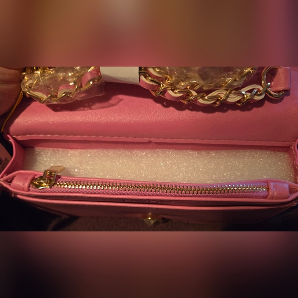 Bebe Sofia Bubble Gum Quilted Crossbody -NWT - Picture 5 of 7